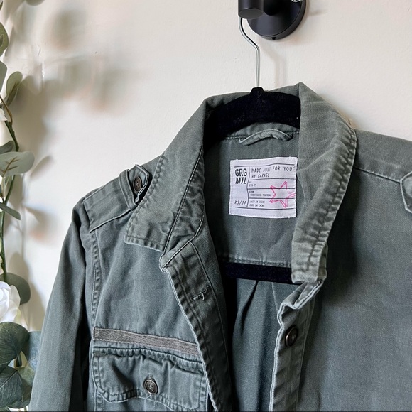 💚 Garage Utility Jacket - Picture 2 of 11